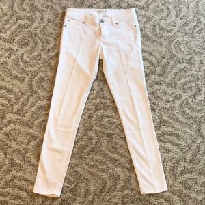 White pants size 4 - Scarlet Boulevard